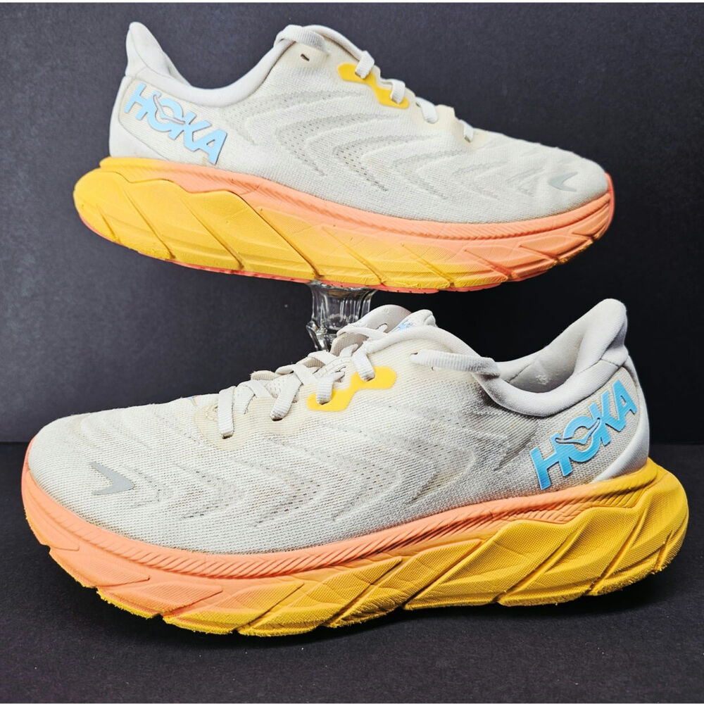 Hoka Women 8.5 Comfy footwear/